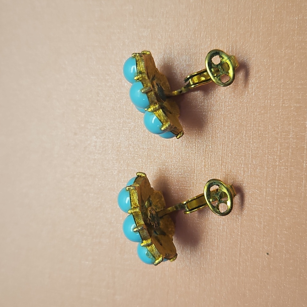 Elegant Gold and Blue Floral Earrings - Picture 6 of 10
